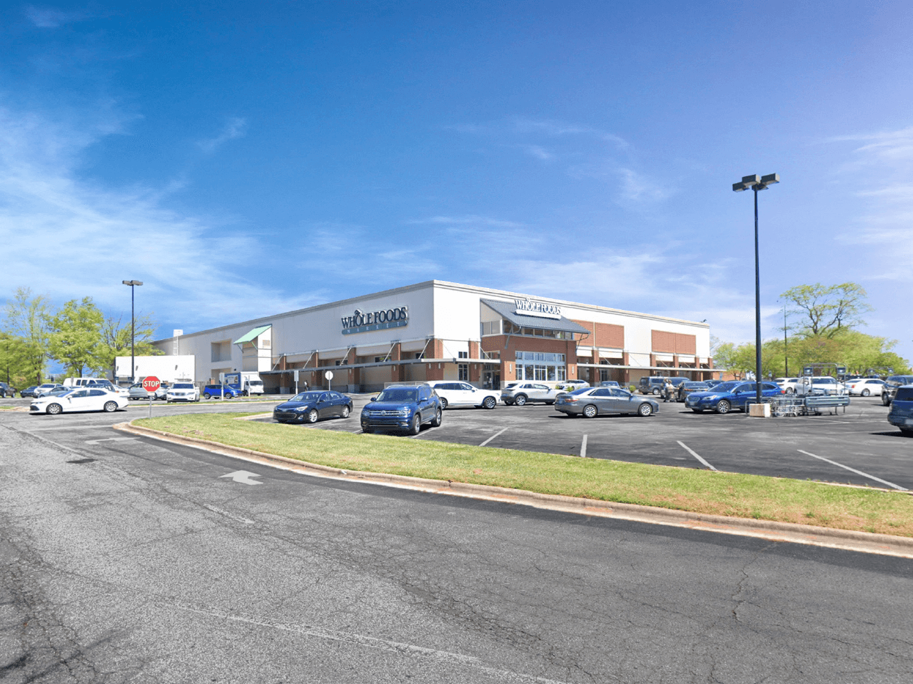 Friendly Center – Sears Box Available