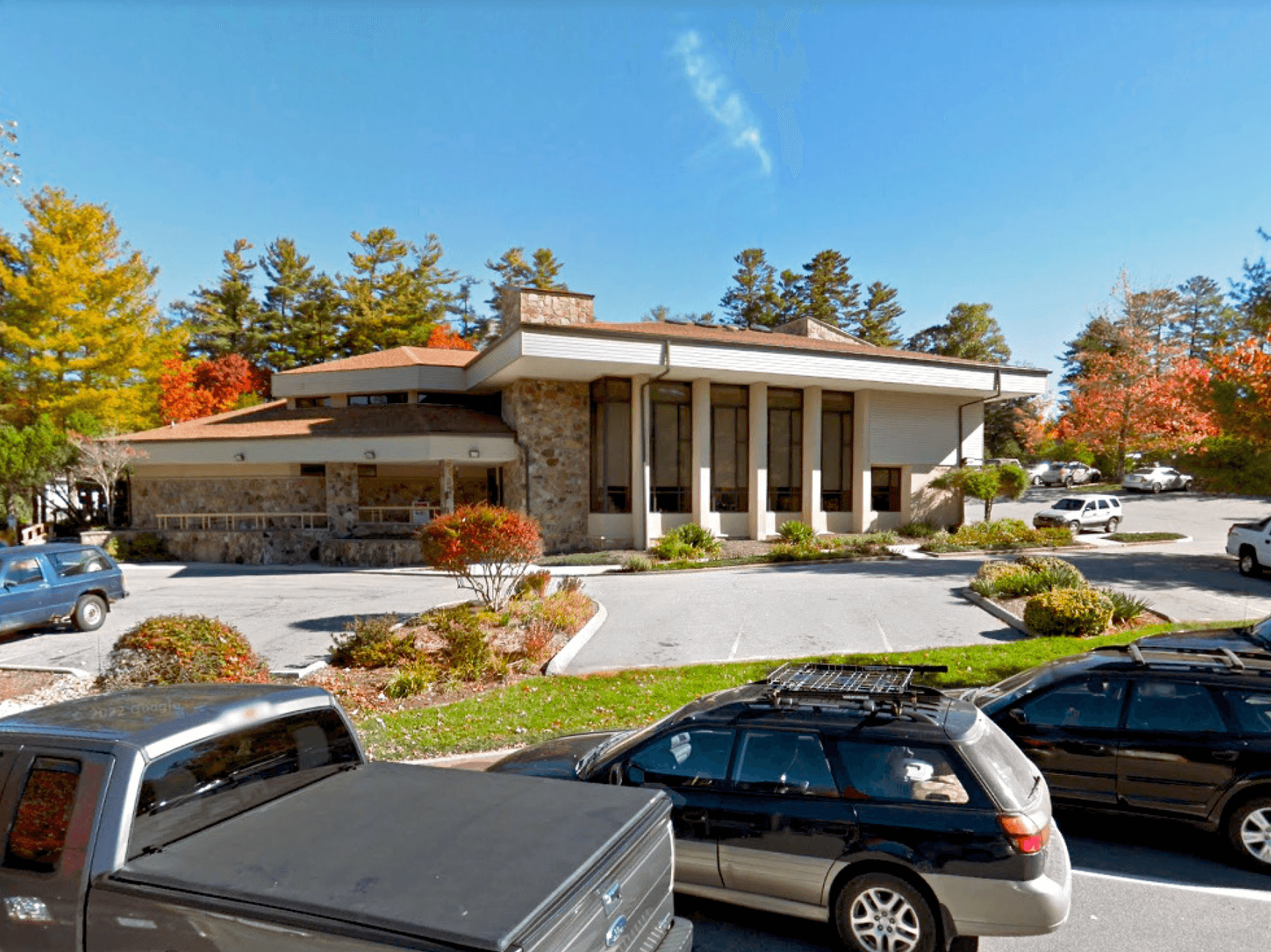 7,203 SF FREE-STANDING COMMERCIAL BUILDING – HIGHLANDS, NC